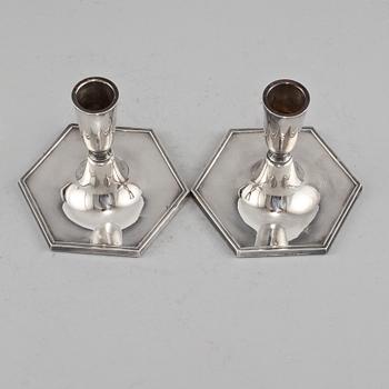LJUSSTAKAR, ett par, silver, Tore Eldh, Ceson, Göteborg, 1963.