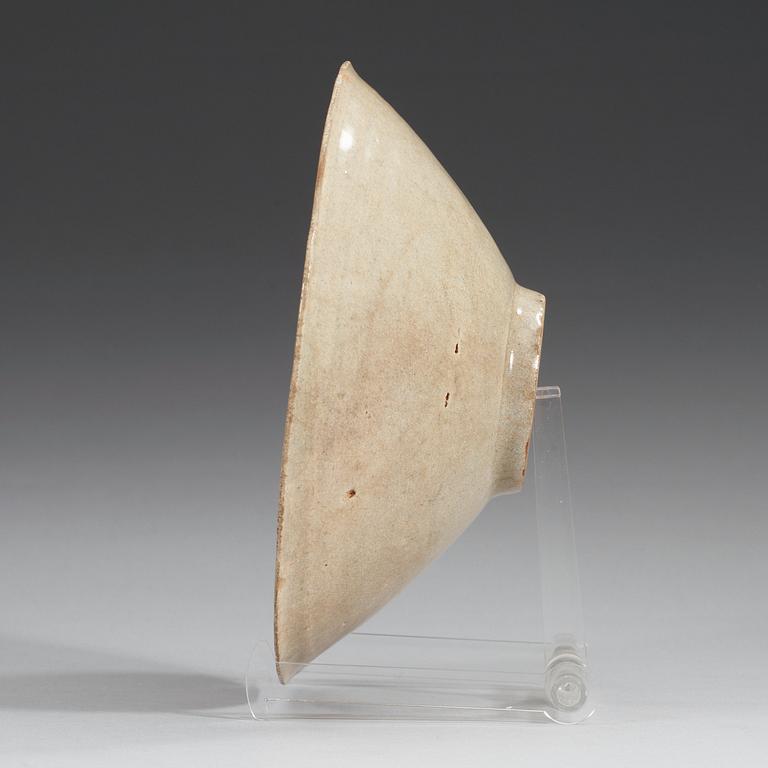 SKÅL, keramik. Sung dynastin (960-1279).
