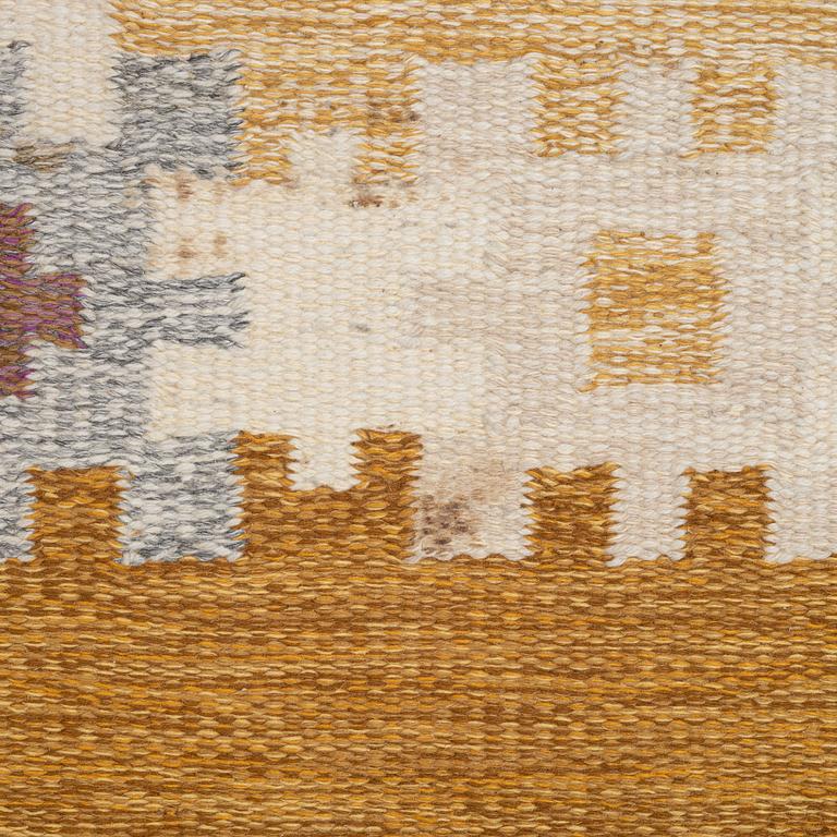 Ingegerd Silow, flatweave rug, signed IS, approx. 200 x 133 cm.