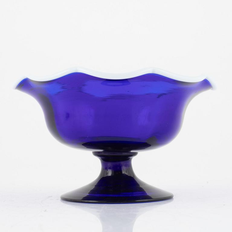 Glass bowl, possibly from Göteborgs or Gjöviks glasbruk, 19th century.