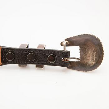 Bälte, Viola Eriacho, sterling silver fattad med turkoser och stenar.