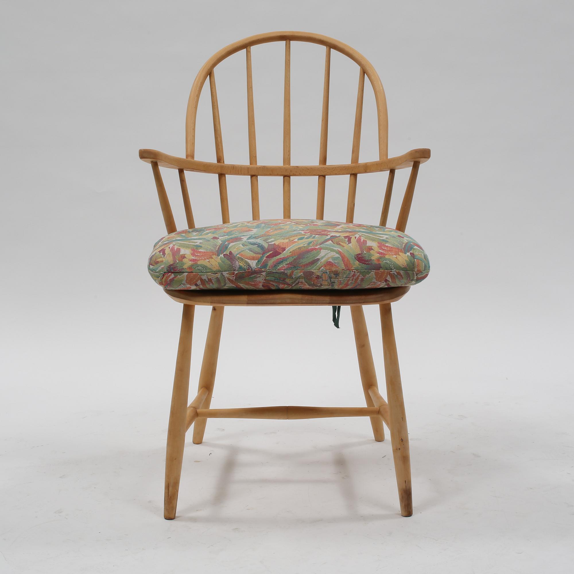 KARMSTOL, GA Berg för Nässjö stolfabrik, omkring 1900-talets mitt.