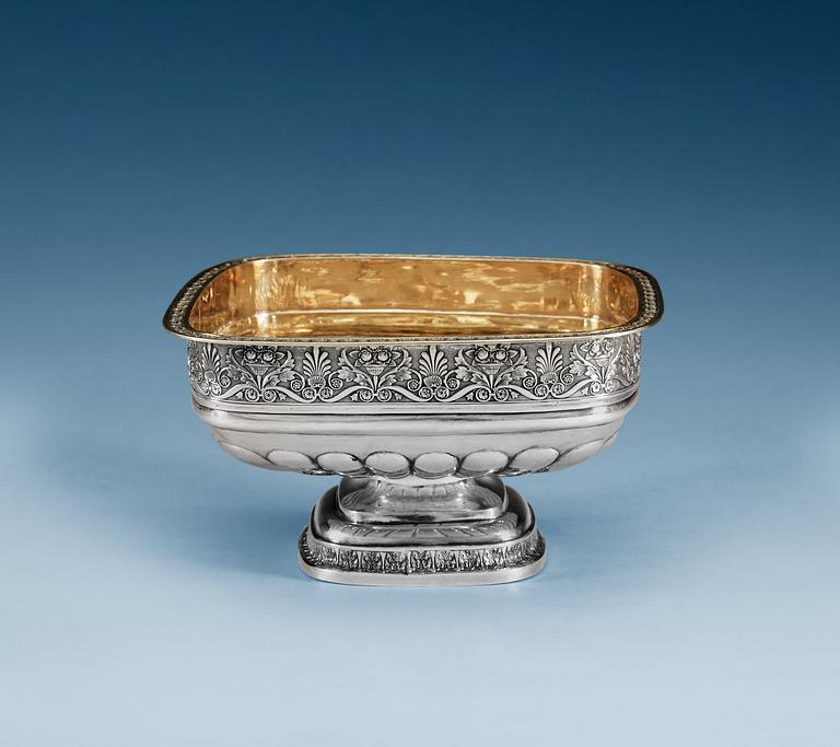 A Russian 19th century parcel-gilt bowl, makers mark of Jakob Wiberg, Moscow 1831.