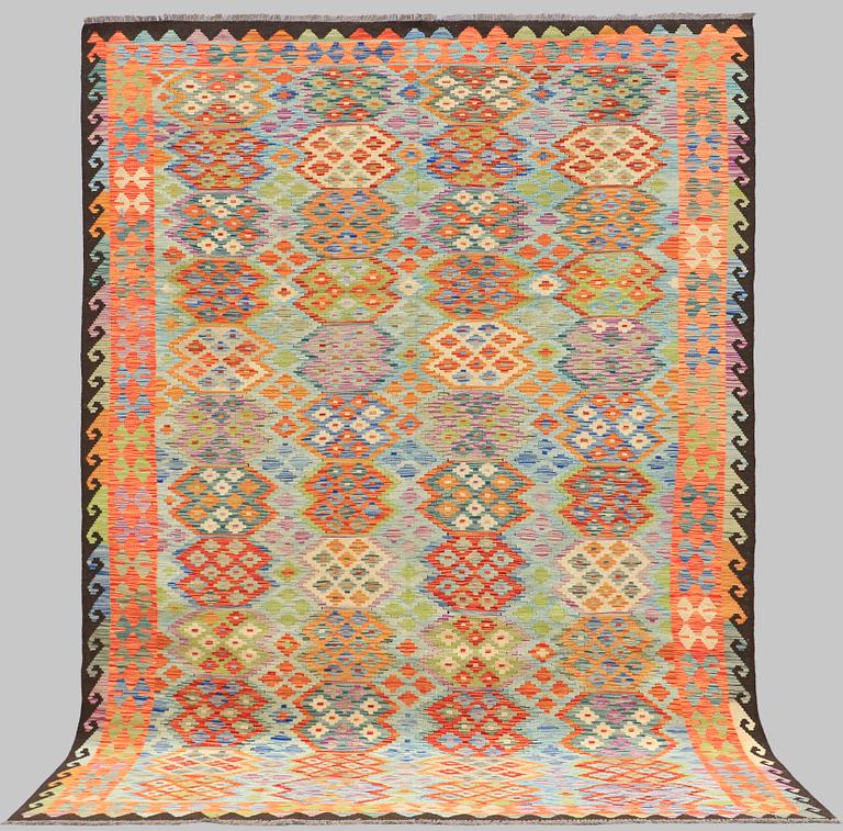 A carpet, kilim, ca 294 x 200 cm.