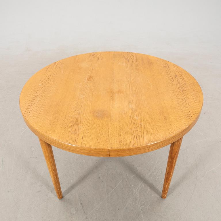 Omann Jr Dining Table Jun's Møbelfabrik A/S, Denmark 1960s.