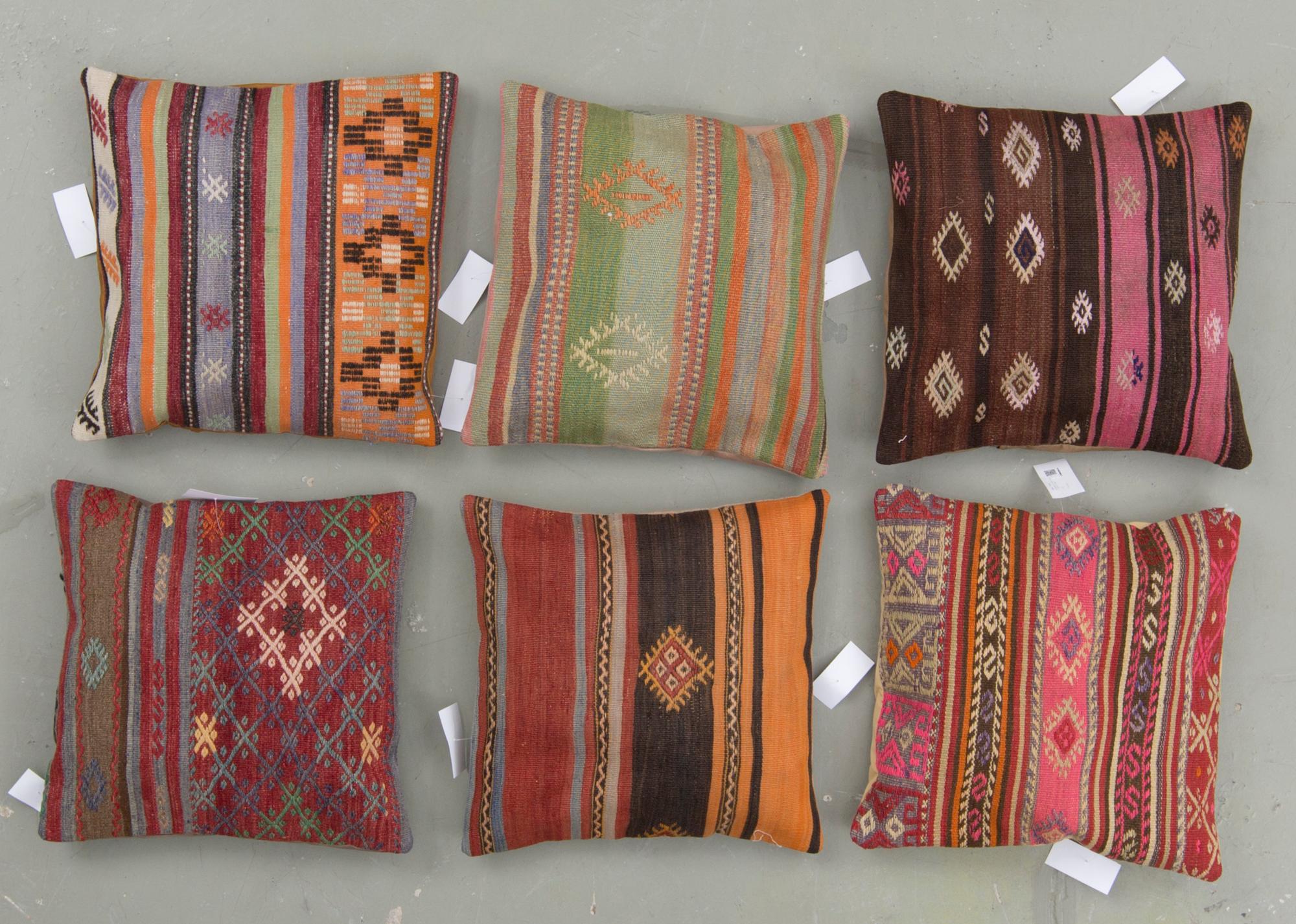 KUDDAR, 6 st, Kelim, Turkiet. Ca 45x45 vardera.