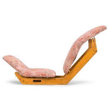 Ilmari Tapiovaara, an early 1960s 'Dolphin chair' for Skanno.