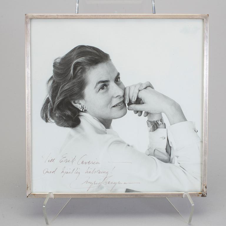 INGRID BERGMAN (1915-1982), egenhändigt signerat foto.