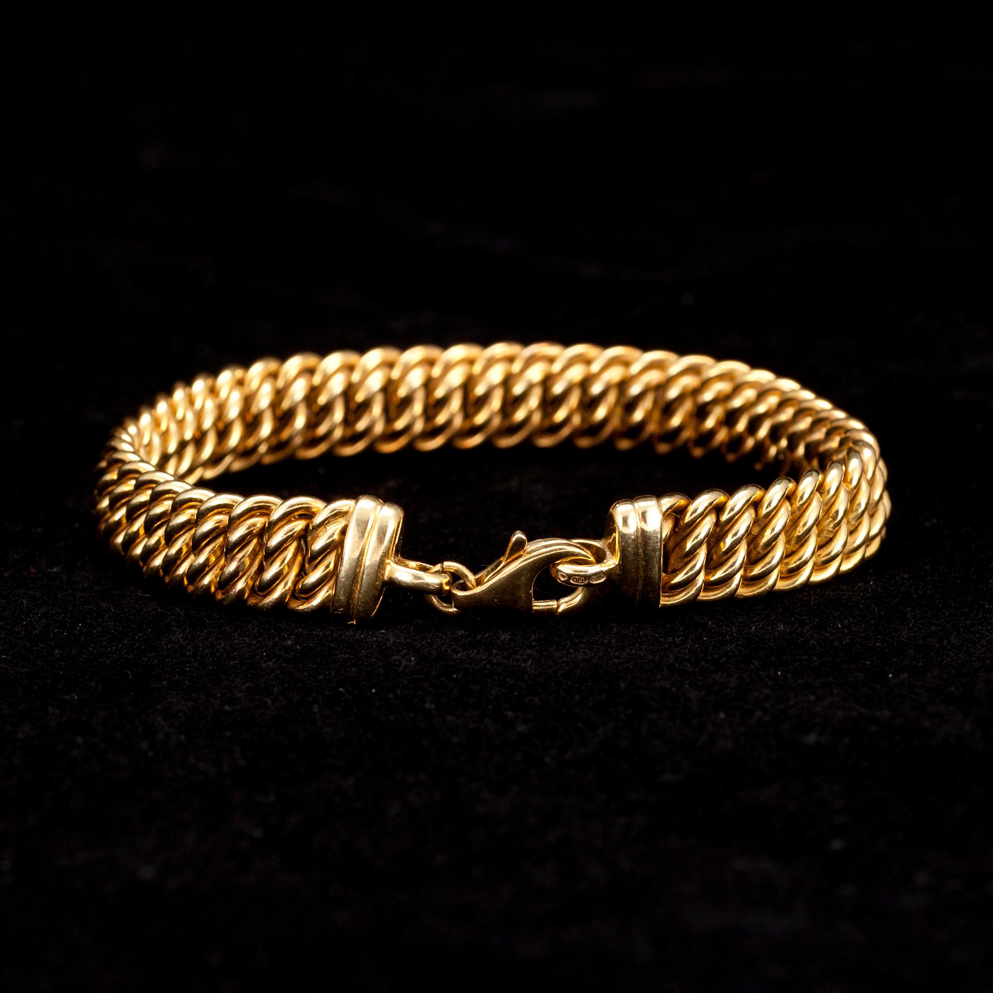 ARMBAND, guld 14k, finska kontrollstämplar 1991. Vikt 18,5 g.