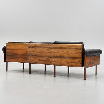 Yrjö Kukkapuro, a 1970s 'Ateljee' sofa for Haimi.