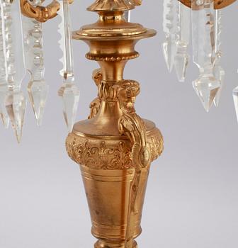 KANDELABRAR, 1 par, förgylld metall, nyrokoko, 1800-talets andra hälft.
