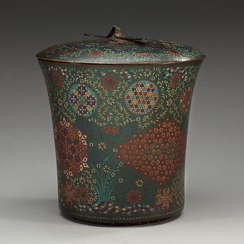 KÄRL med LOCK, cloisonné. Japan, Meiji (1868-1912).
