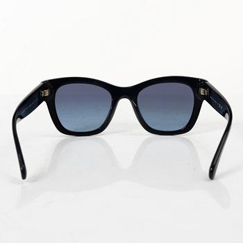 Chanel, solglasögon.