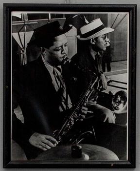 A SET OF FIVE MID-CENTURY JAZZ PHOTOGRAPHS AND THREE REPROGRAPHS.