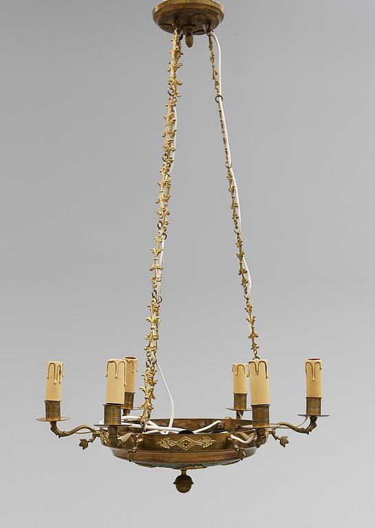 TAKAMPEL, empirestil, 1900-talets mitt. Höjd ca 17 cm.
