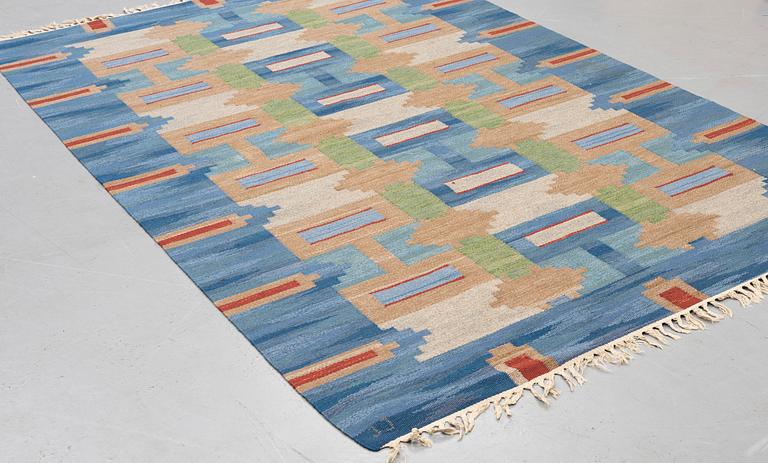 Judith Johansson, A carpet, "Östertälje"  rölakan, ca 306 x 202 cm, signed JJ.