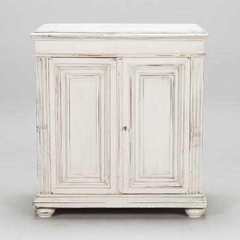 A late 19th century cabinet.