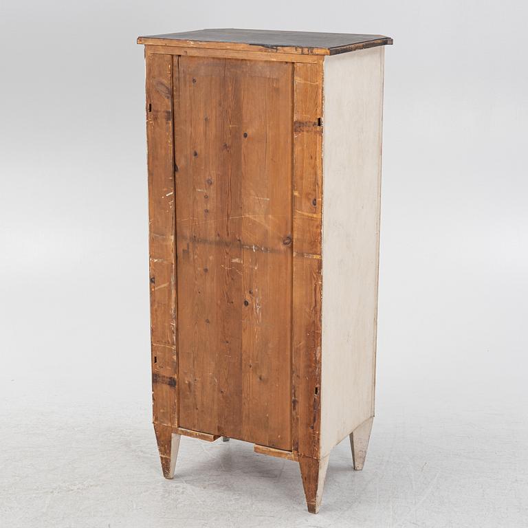 Skåp, gustaviansk stil, omkring 1900.