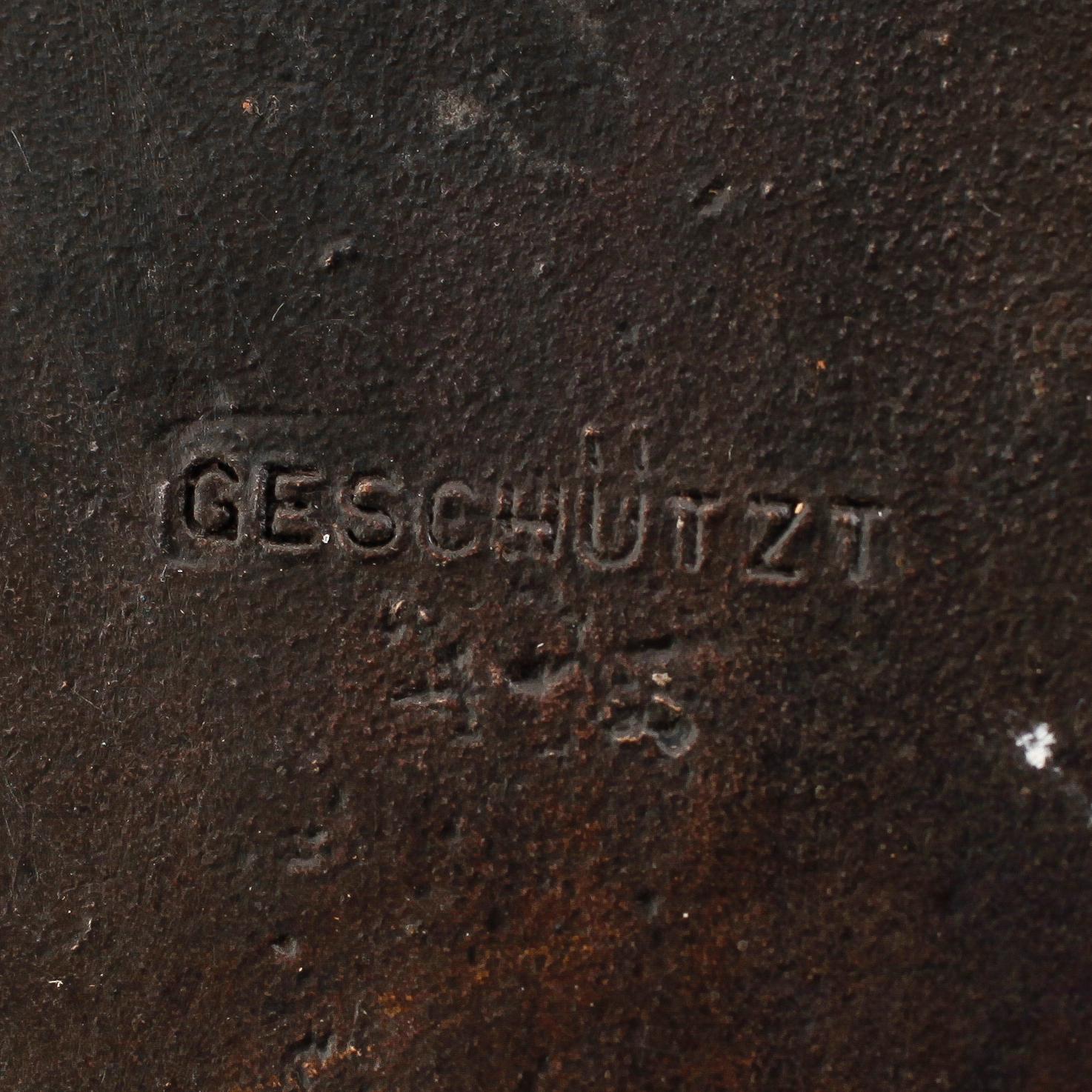 FIGUR, wienerbrons, märkt geschüzt, omkring år 1900.