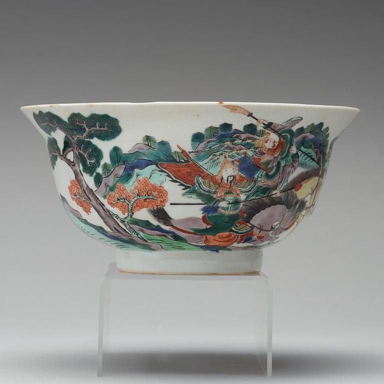 SKÅL, porslin. Qingdynastin, Kangxi (1662-1722).
