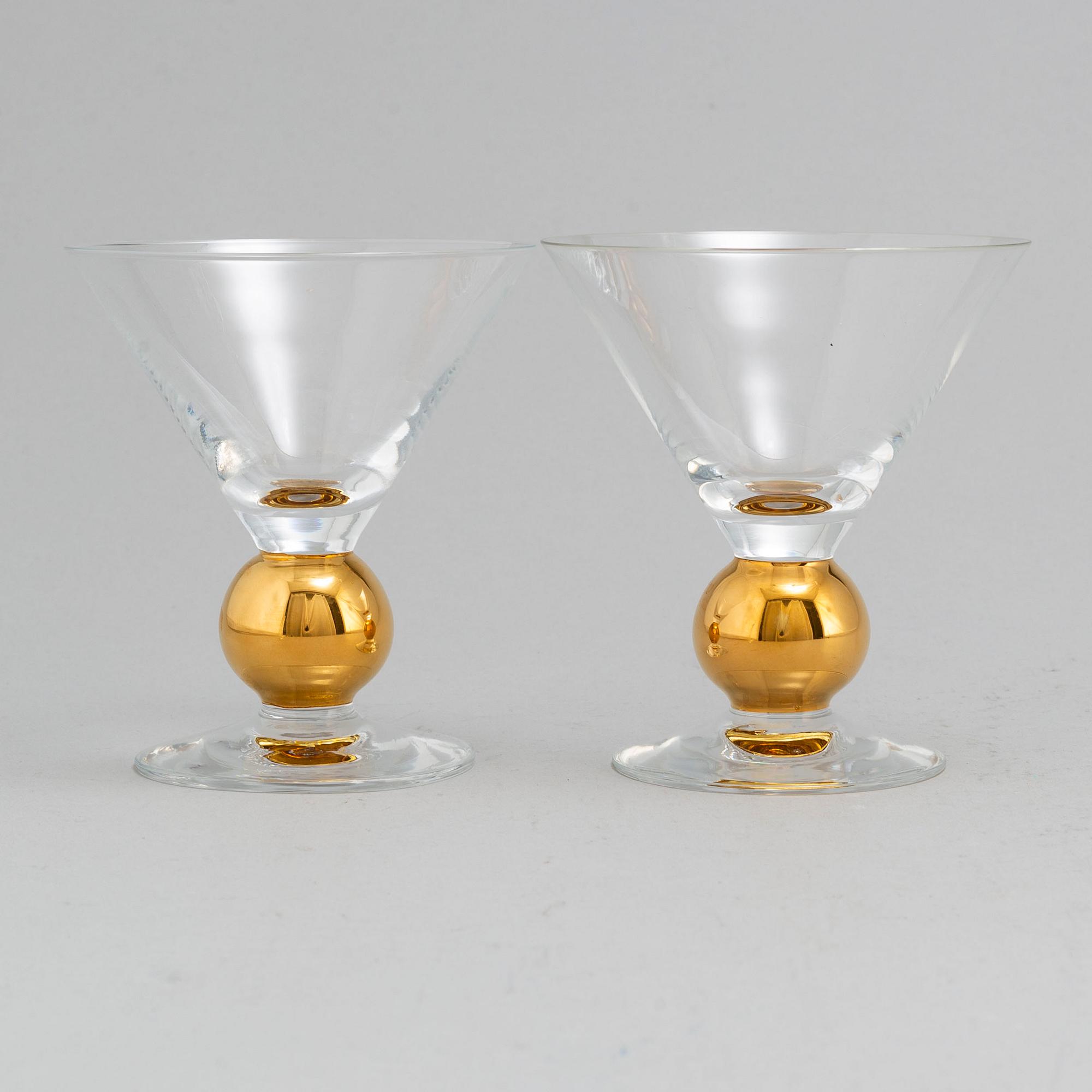 GUNNAR CYRÉN, 12 Nobel champagne/martini glasses from Orrefors.