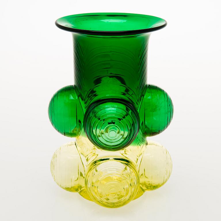 NANNY STILL, MALJAKKO, "Pajazzo", signeerattu Riihimäen Lasi oy Nanny Still. 1970-luku.