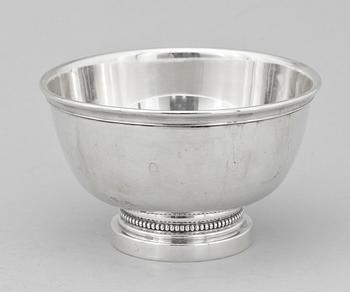 SKÅL, silver, Erik Löfman Lidköping 1988. Vikt ca 177 gram.