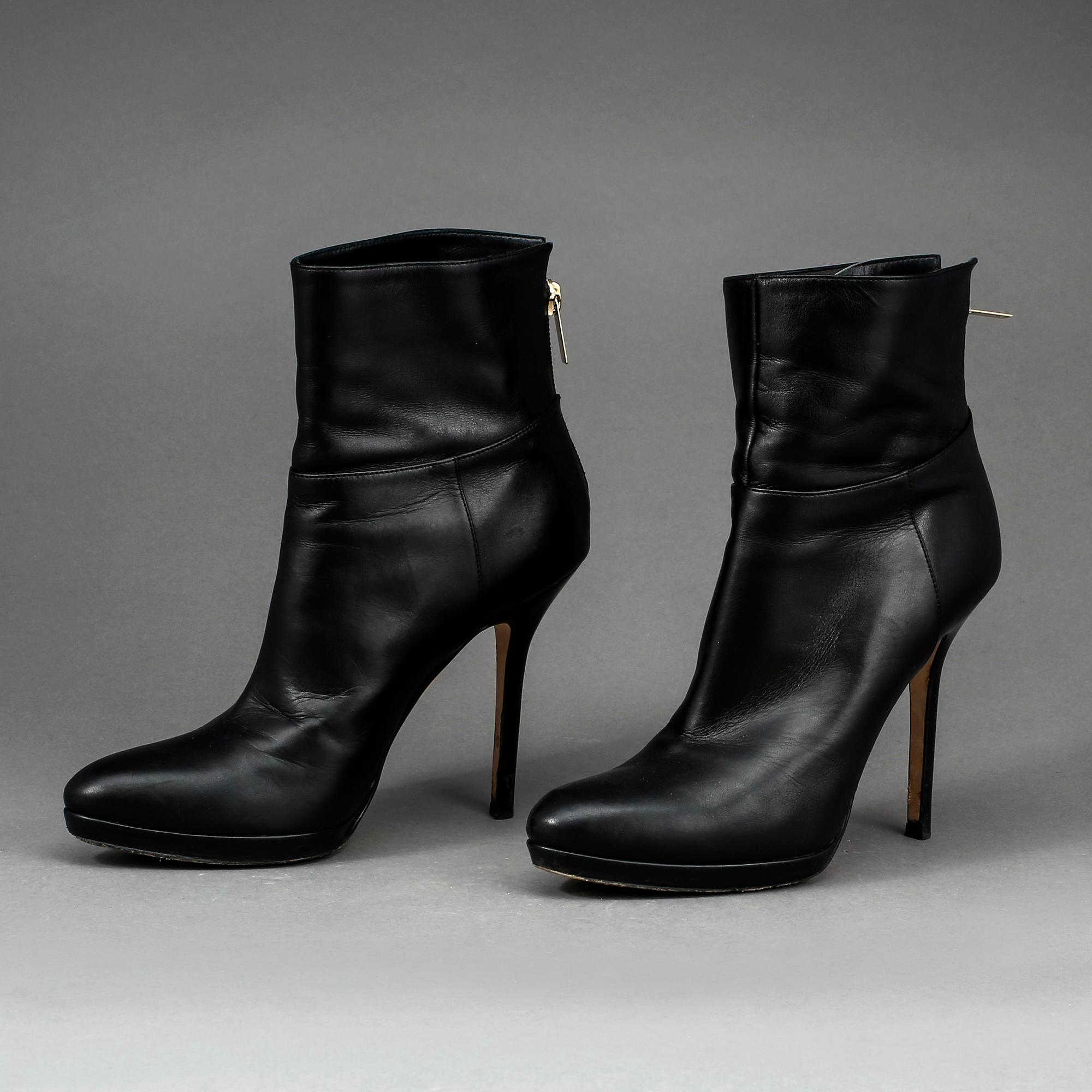 STÖVLETTER, Jimmy Choo.