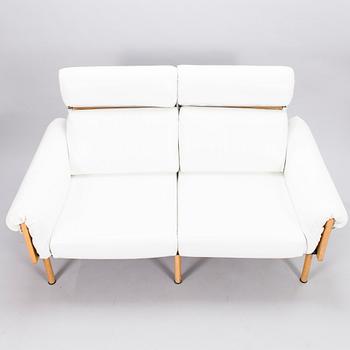 YRJÖ KUKKAPURO, sohva, "Ateljee", Haimi/Avarte 1900-luvun loppu.