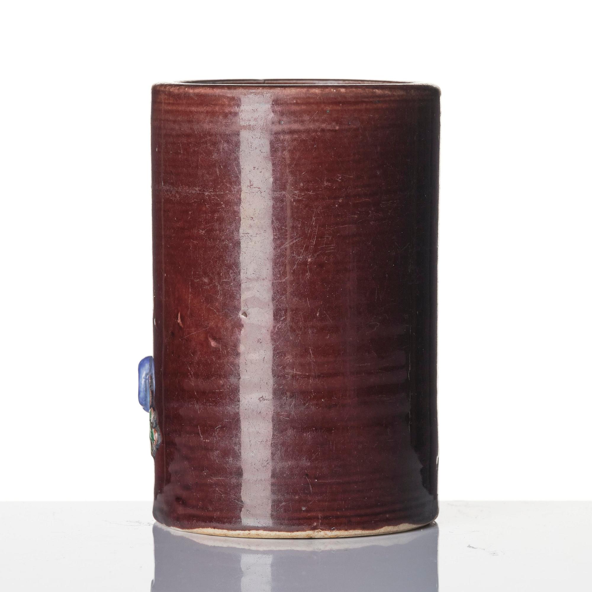 A bisquit glazed brush pot, Bitong, Qing dynasty, Kangxi (1662-1722).