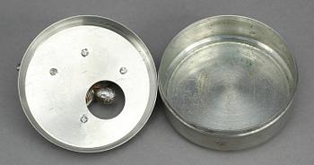 MANSCHETTKNAPPSASK, tenn, Widerholm & Dahlberg, Eskilstuna. 1930/40-tal.