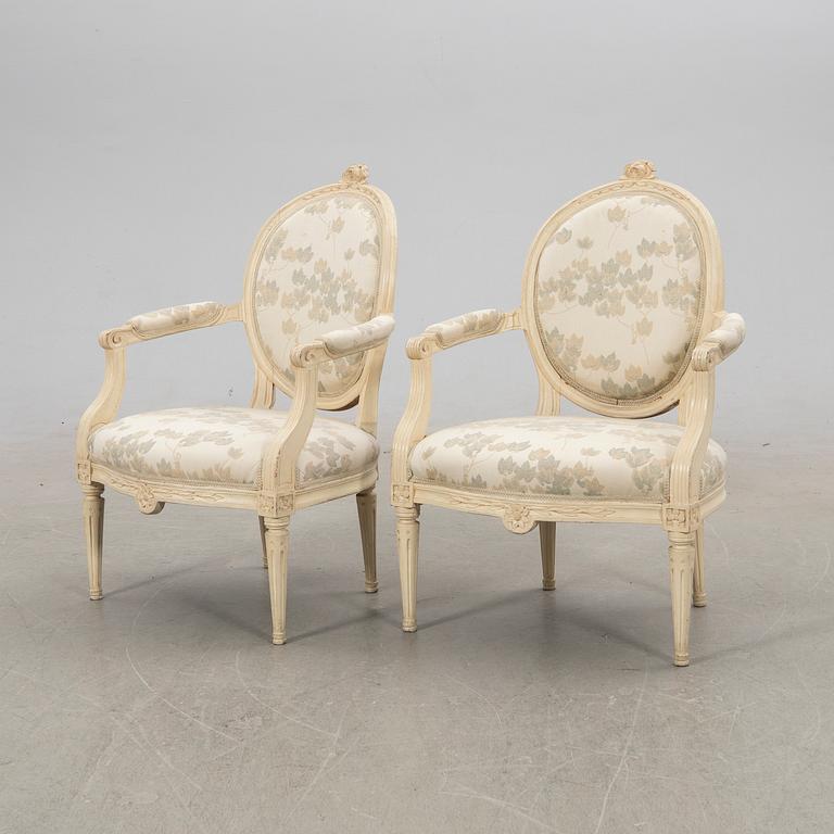 Armchairs, a pair, Gustavian style, 20th century.