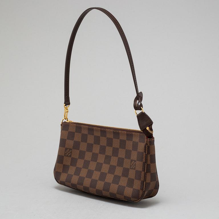 LOUIS VUITTON, 'Pochette'.