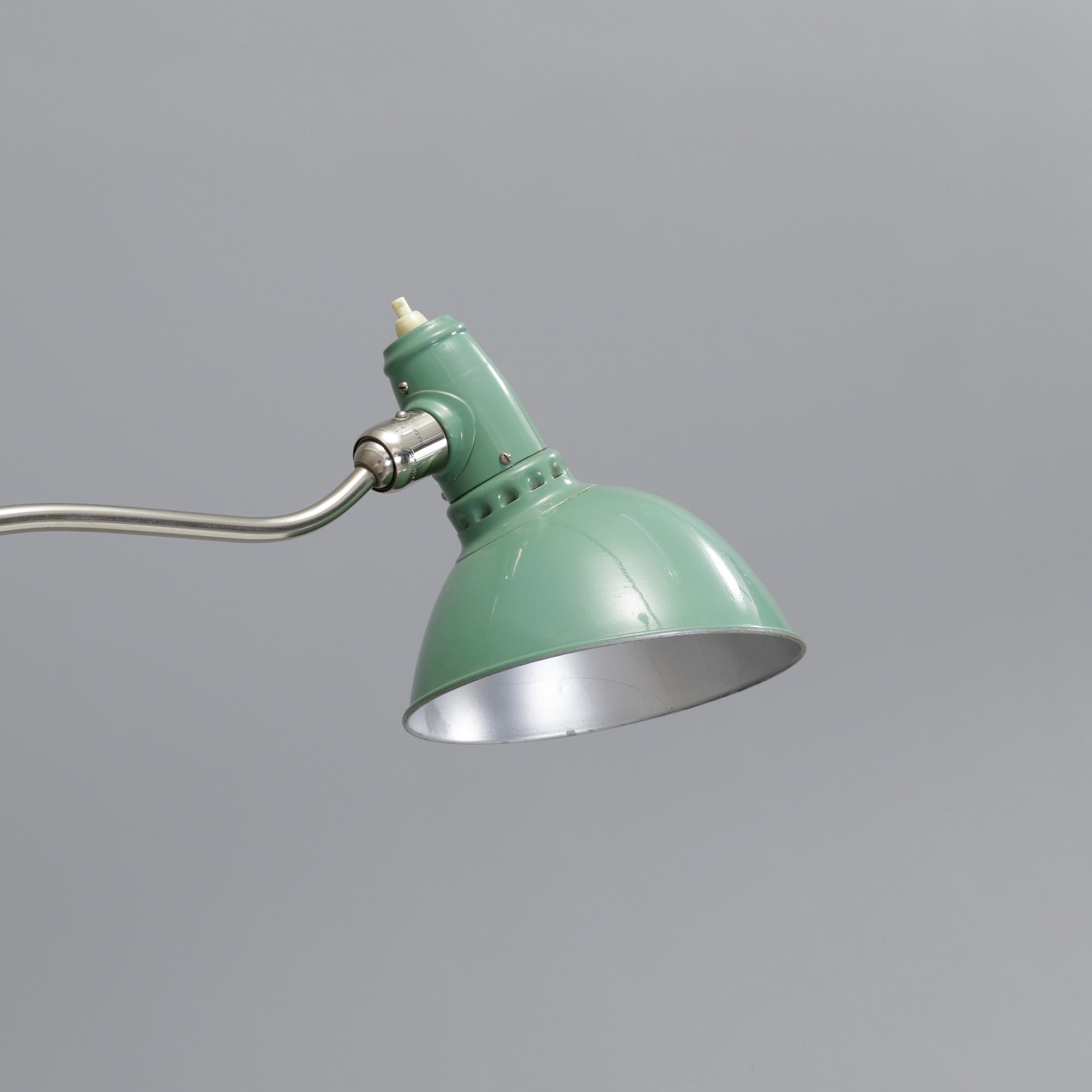 BORDSLAMPA, metall, Triplex lillpendel, Johan Petter Johansson. Sannolikt 1930-40-tal.