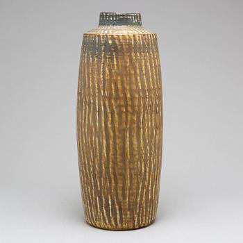 GUNNAR NYLUND, a large 'Rubus' stoneware vase from Rörstrand.