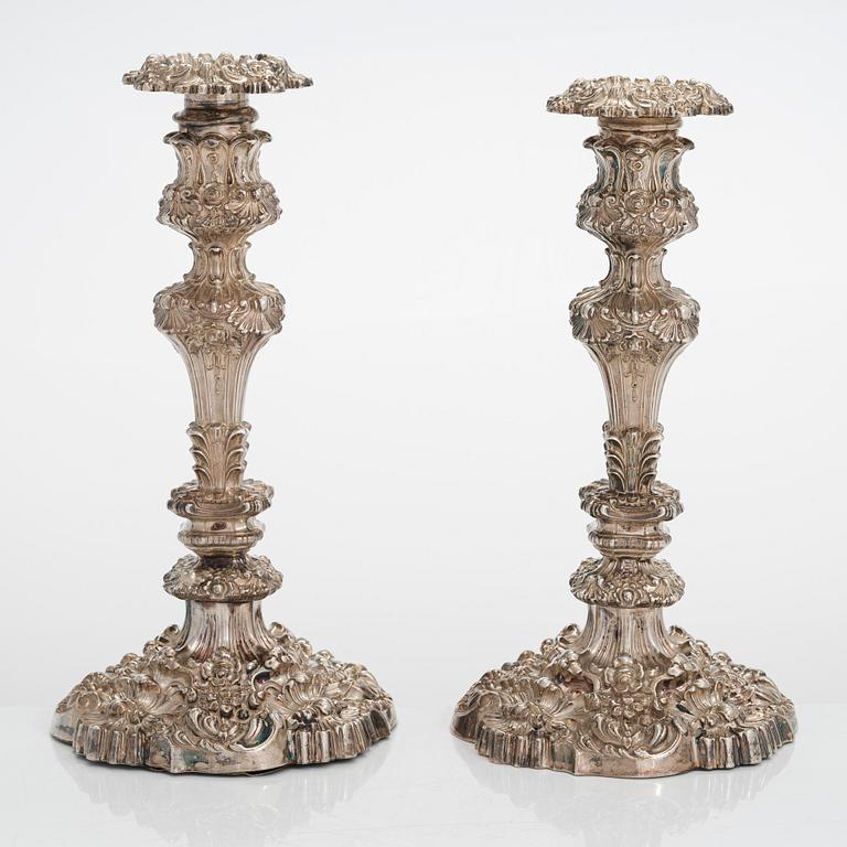 A pair of George IV sterling silver candlesticks, Fenton, Allanson & Machon (James Fenton & Co), Sheffield 1824,