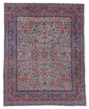 822. CARPET. Semi-antique Kerman.  295 x 240,5 cm.