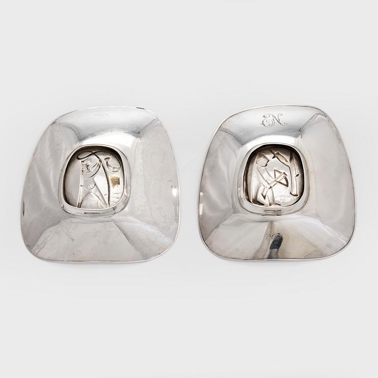 Two 1950s silver dishes, Hopeatehdas oy, Helsinki 1958.