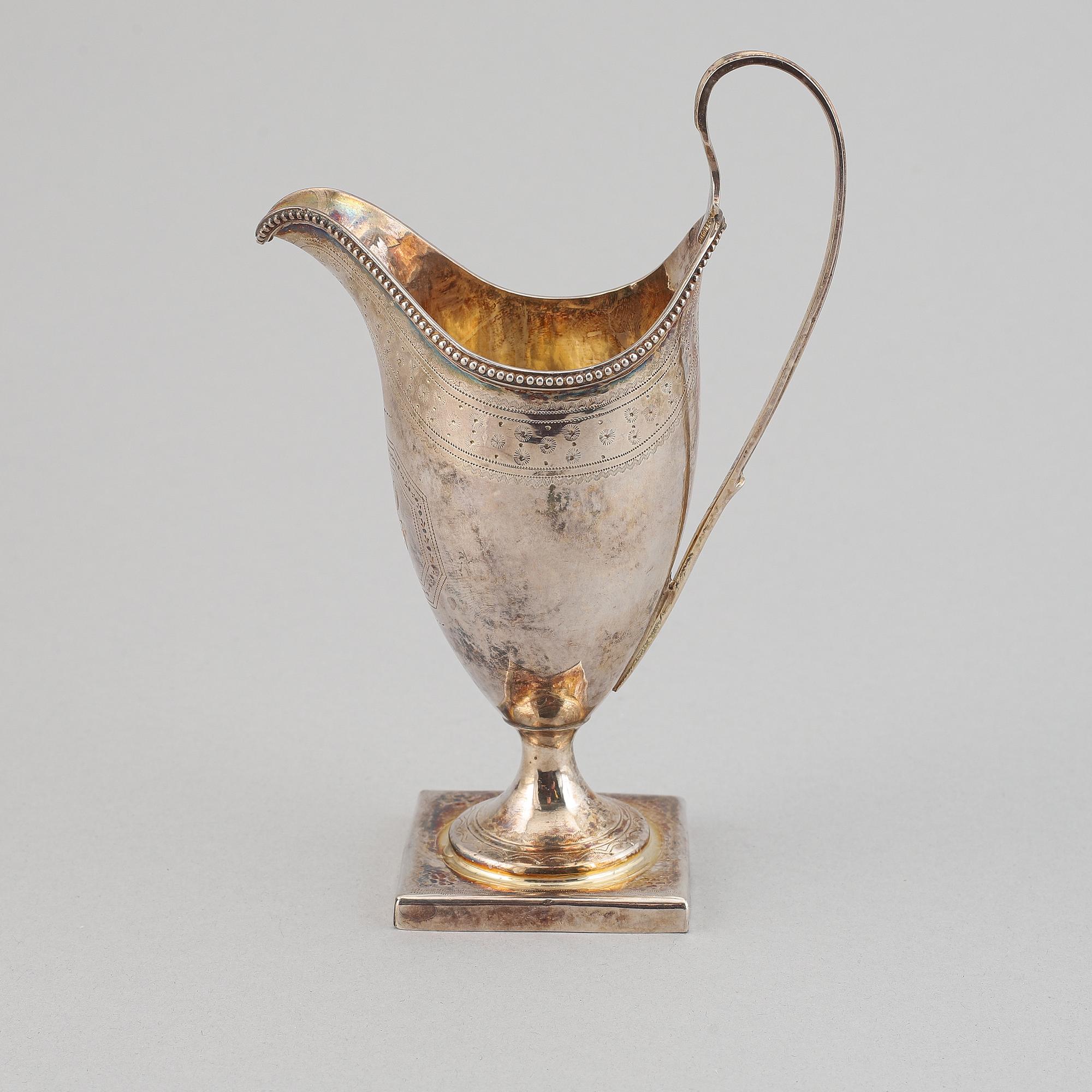 Gräddkanna, silver, otydlig mästarstämpel, London, 1791.