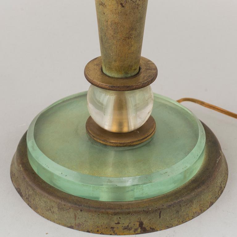 BORDSLAMPA, mässing och plåt, art déco, 1920-/30-tal.