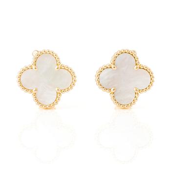 514. A Van Cleef & Arpels a pair of earrings "Alhambra" 18K gold and Mother-of-pearl.