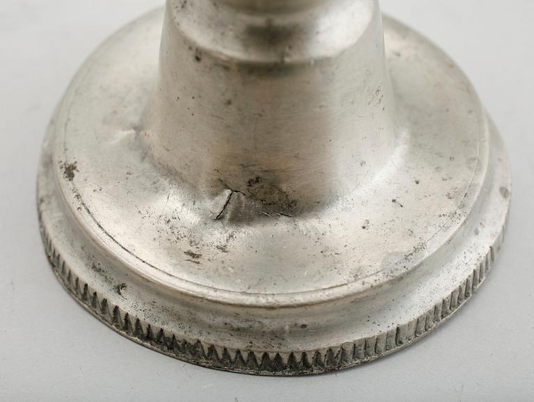 LJUSSTAKAR, 1 par, tenn, otydliga svenska stämplar, 1800-tal.