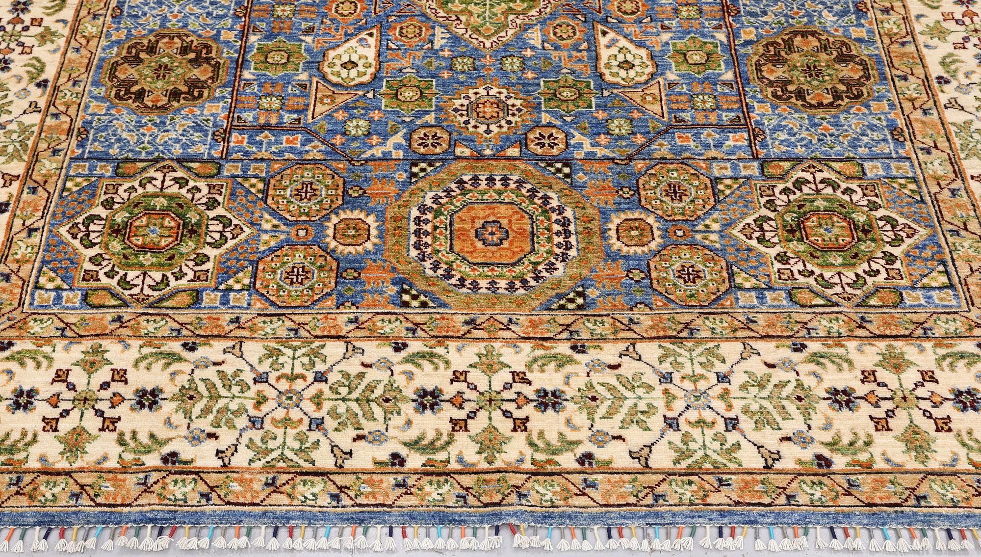 Matta, Ziegler design s.k. Mamluk, ca 290 x 197 cm.