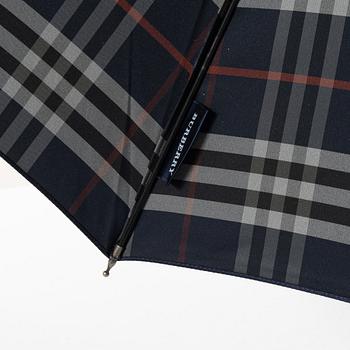 Burberry, paraply.