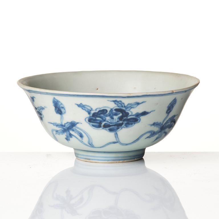 A blue and white bowl, Ming dynasty (1368-1644).