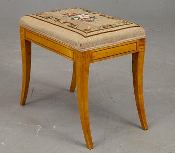 TABURETT, björk, senempire, 1800-talets mitt.