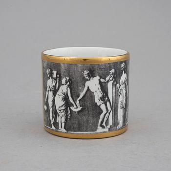 KOPP, Fornasetti, Milano, omkring 1900-talets mitt.