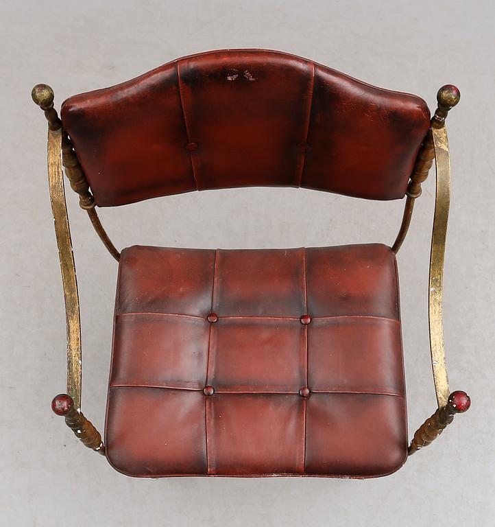 KARMSTOL, 1900-talets mitt.