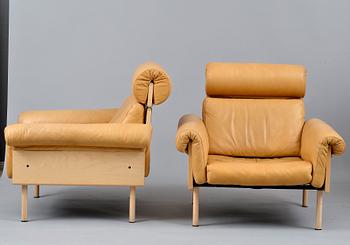 Yrjö Kukkapuro, A PAIR OF EASY CHAIRS.