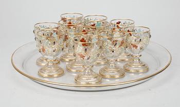 BÅLSKÅL samt GLAS, 13 delar, glas, 1800-tal.